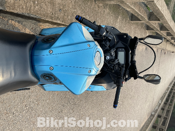 Suzuki Gixxer